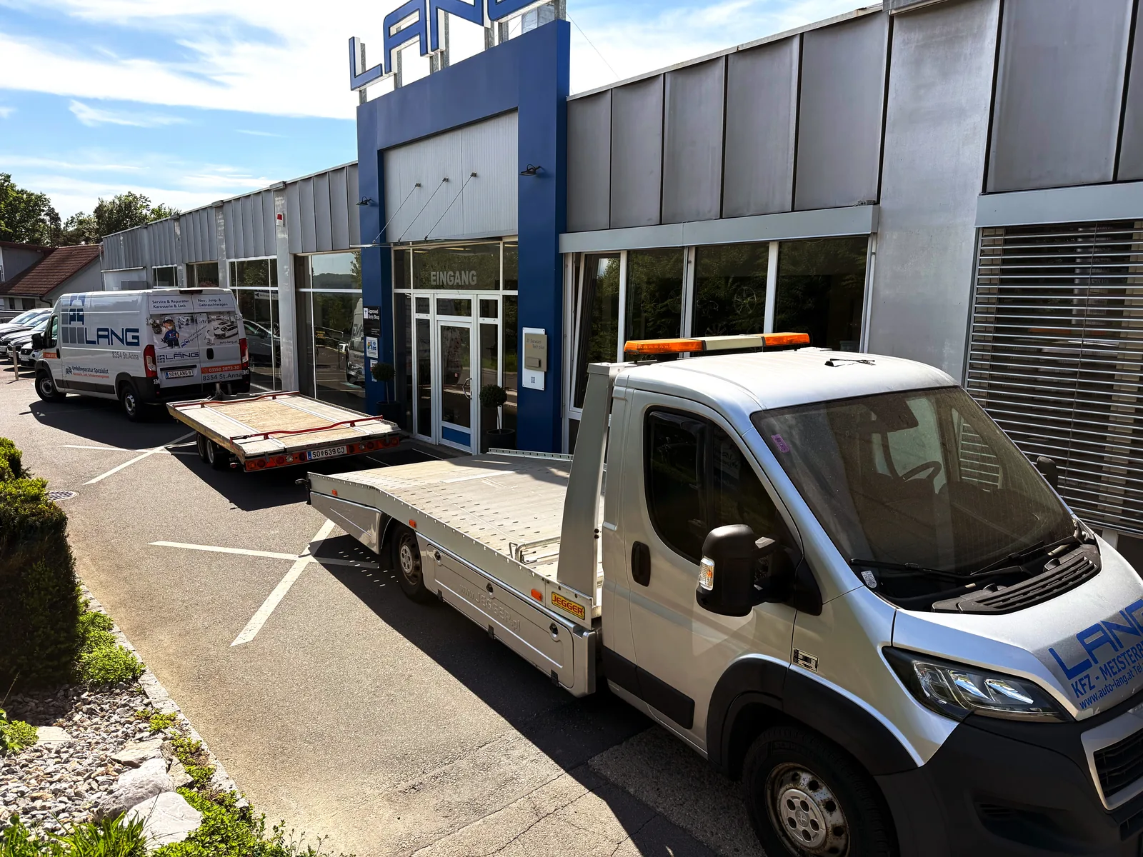 Abschleppdienst Auto Lang - Tow-Truck mit Leihfahrzeug