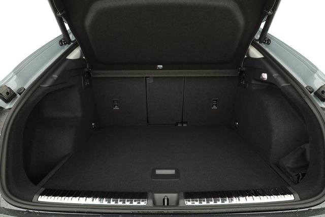 Audi Q3 Sportback TFSI quattro 150 kW quattro, AHK, Navi, AreaView, Side, Sound, Winter, 18-Zoll - Foto 12