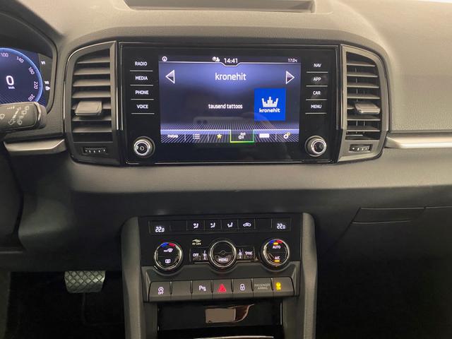 Skoda Karoq 1.5 TSI ACT Selection LED*RFK*ACC - Foto 9