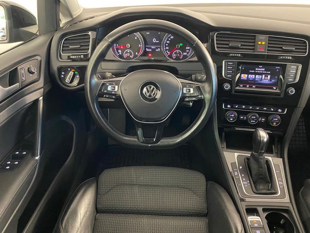 VW Golf VII Sky 1,6 TDI XENON*PDC*PANORAMA - Foto 6