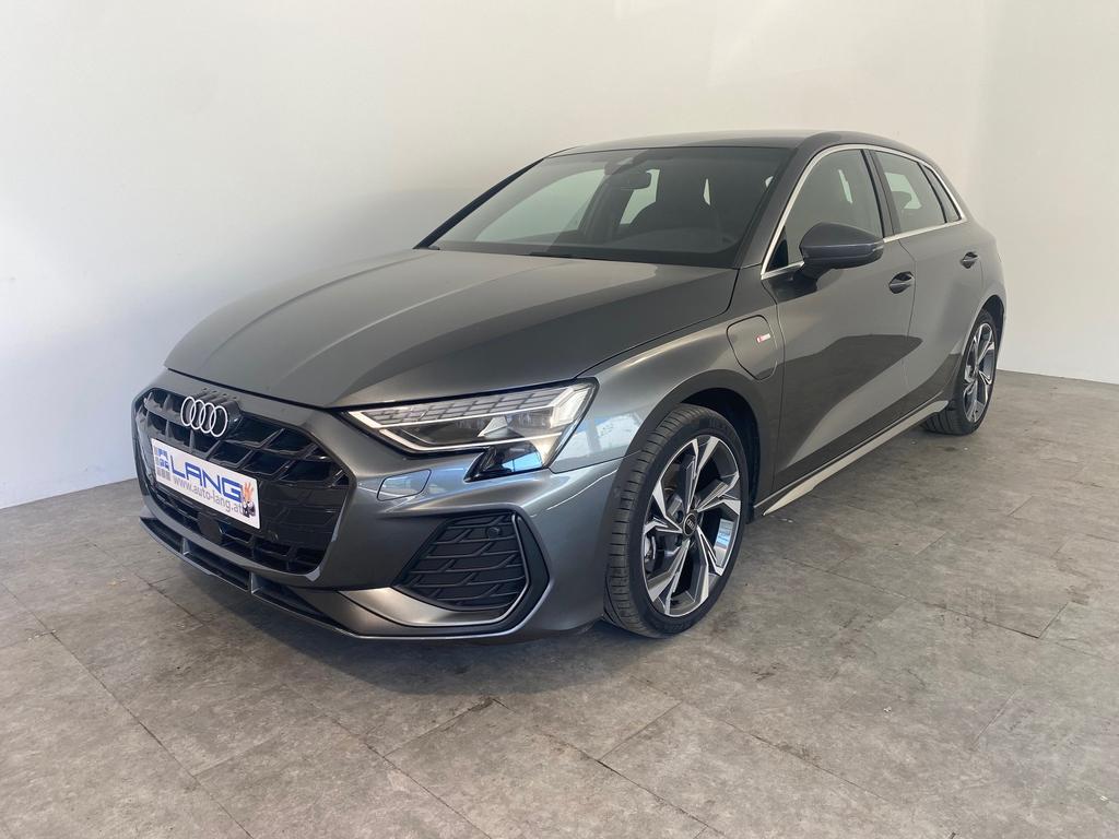 Audi A3 Sportback 40 1.5 TFSI e S line MATRIX*NAVI*RFK - Foto 1 - Autohaus Lang