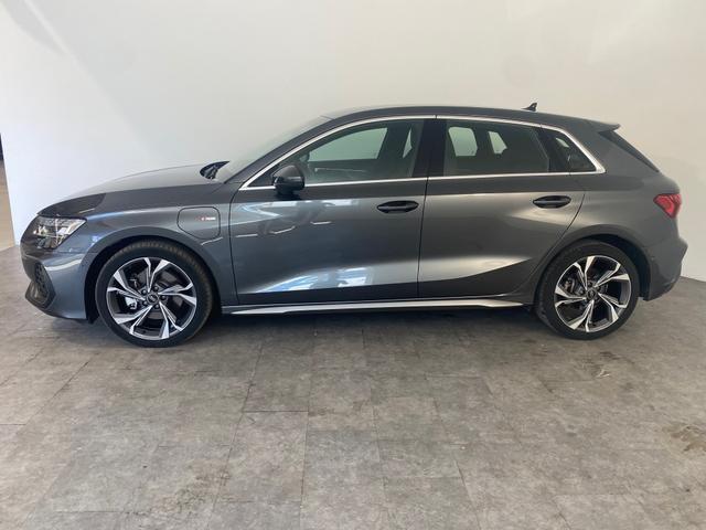 Audi A3 Sportback 40 1.5 TFSI e S line MATRIX*NAVI*RFK - Foto 2