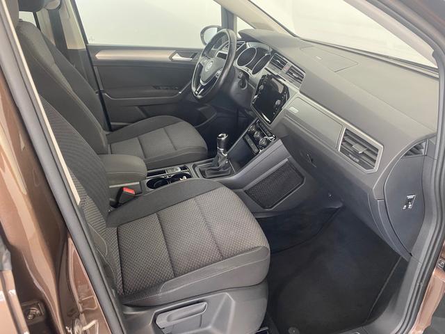VW Touran 1.6 TDI BMT Comfortline LED*AHK*ACC*SITZHEIZUNG*NAVI - Foto 5