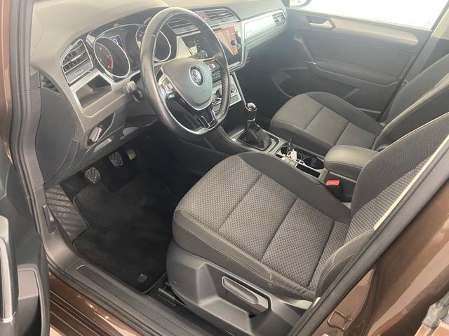 VW Touran 1.6 TDI BMT Comfortline LED*AHK*ACC*SITZHEIZUNG*NAVI - Foto 4