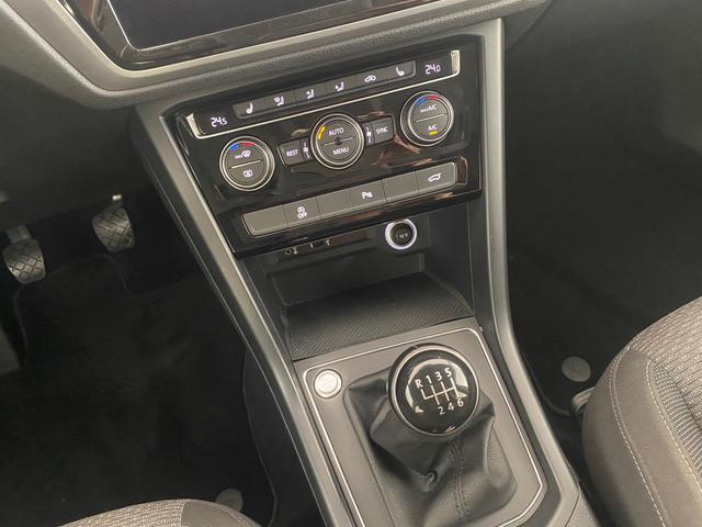 VW Touran 1.6 TDI BMT Comfortline LED*AHK*ACC*SITZHEIZUNG*NAVI - Foto 10