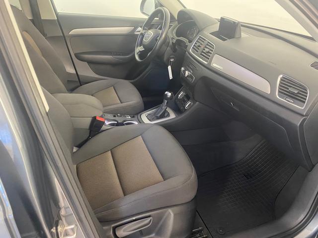 Audi Q3 2.0 TDI quattro XENON*AHK - Foto 5