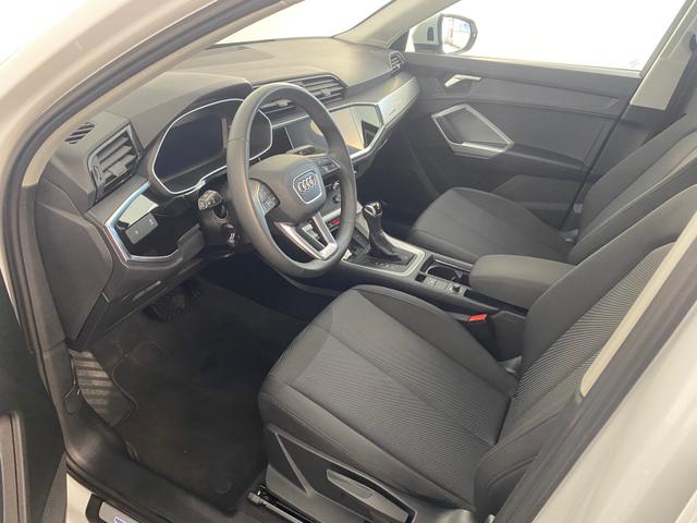 Audi Q3 40 2.0 TFSI quattro S Line PANORAMA*LED*NAVI - Foto 4
