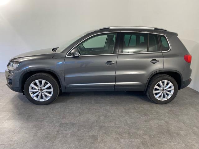 VW Tiguan Sky 2.0 TDI DSG 4Motion XENON*AHK*SITZHEIZUNG - Foto 2