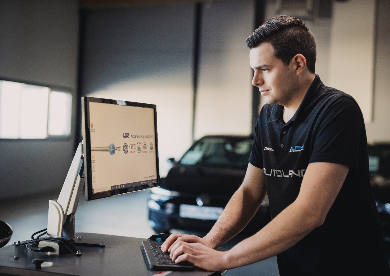 VAG-Herstellerdiagnose mit MDS-System für VW, Audi, Seat, Cupra und Škoda – Auto Lang