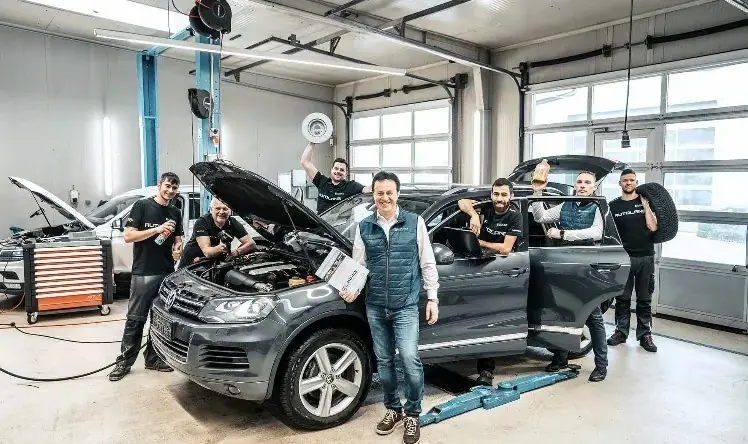 KFZ-Werkstatt Auto Lang