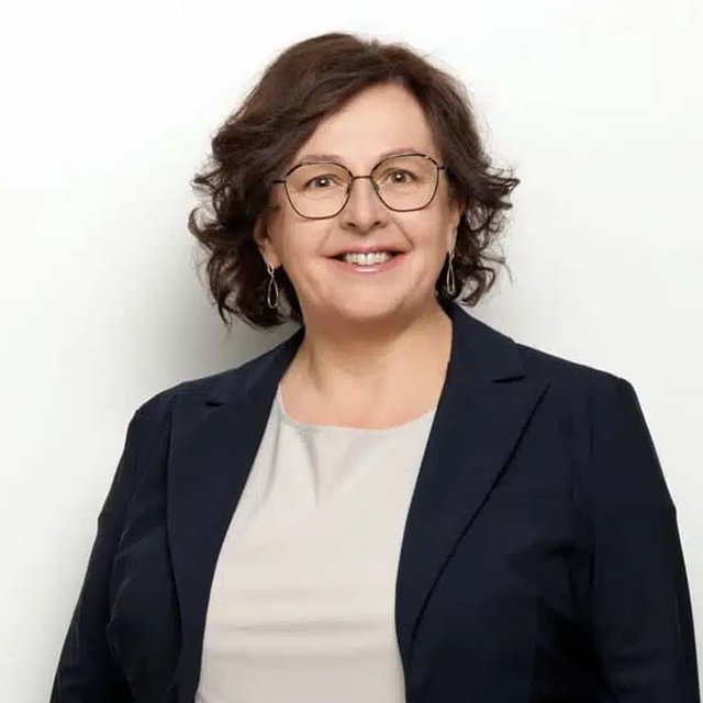 Maria Lang - ADMINISTRATION | BUCHHALTUNG | FINANZWESEN